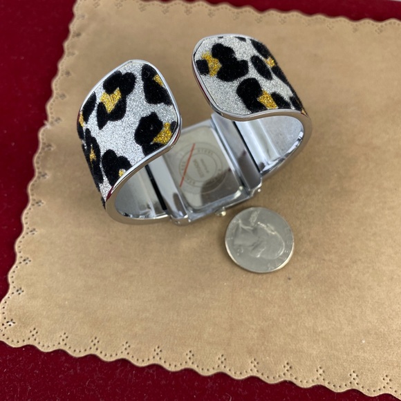Stranda Leopard Spots Cuff Bracelet Watch - Picture 8 of 8